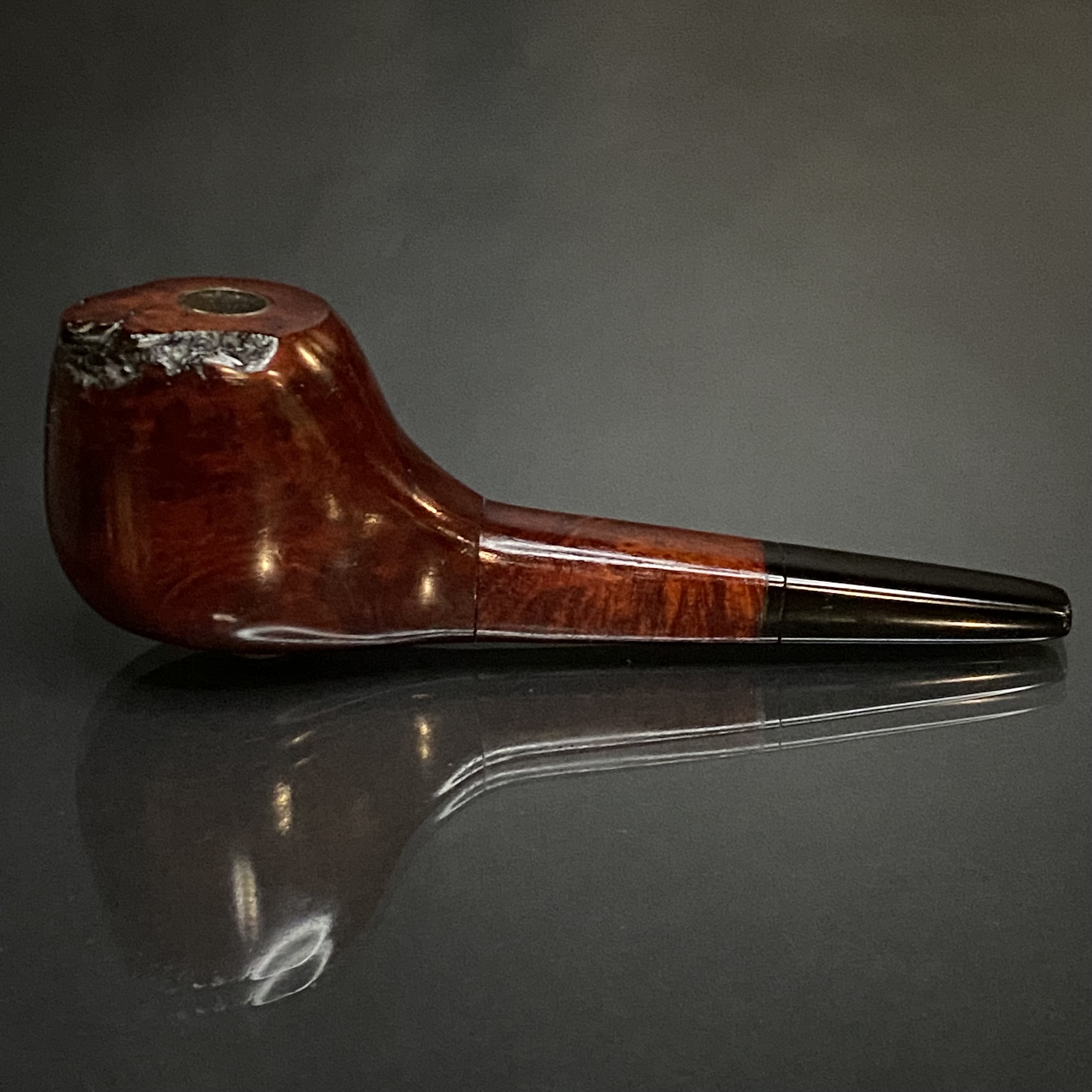 Mr. GlassWood's Medium Brown Natural Bark Pipe